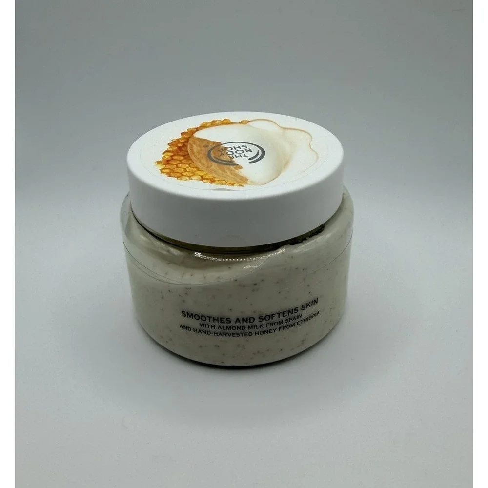 The Body Shop Almond Milk & Honey Gently‎ Exfoliating Cream Scrub 245g/8.6oz New